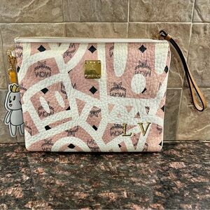 MCM Visetos Wristlet Zip Pouch – New w/ Charm & Dust Bag